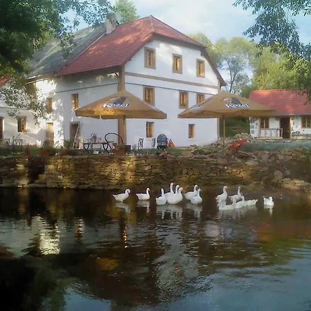 Farma Biofarma Dolejší Mlýn Kamberk